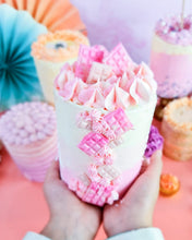 Load image into Gallery viewer, Trio Mini Cakes Sweet Table