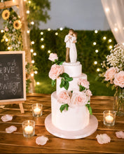 Load image into Gallery viewer, Roses Wedding Cake