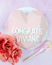 Load image into Gallery viewer, Congrates Breakable Heart