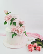 Load image into Gallery viewer, Roses Wedding Cake